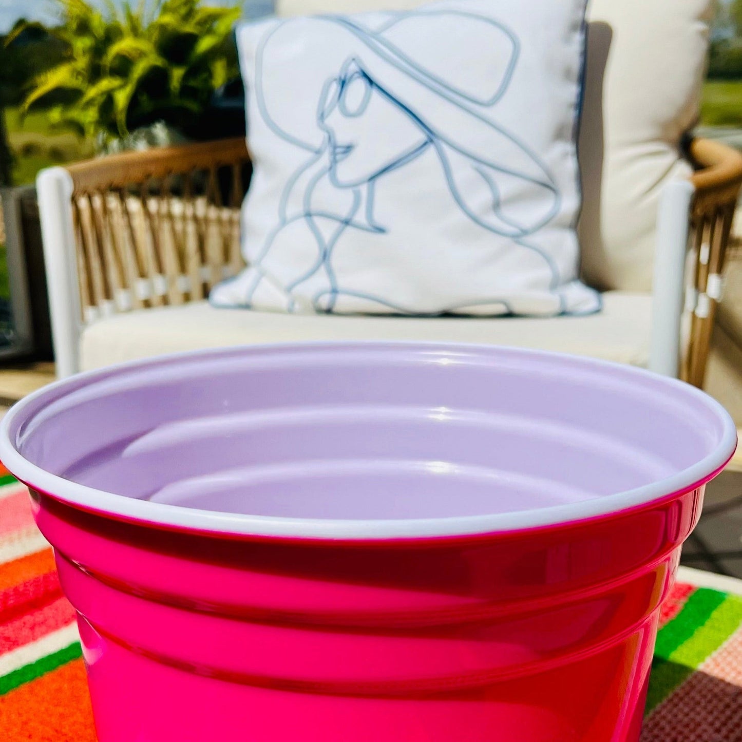 Classic Hot Pink Giant Party Drink Cooler – Fun Summer Ice Bucket for Drinks. A TikTok favorite, this giant party drink cooler goes viral at every event. Designed to mimic a solo cup, it's perfect for influencer photos and DIY bar setups. The giant party drink cooler is lightweight yet holds a huge amount of beverages—great for all-day hydration or ice-cold party punch.